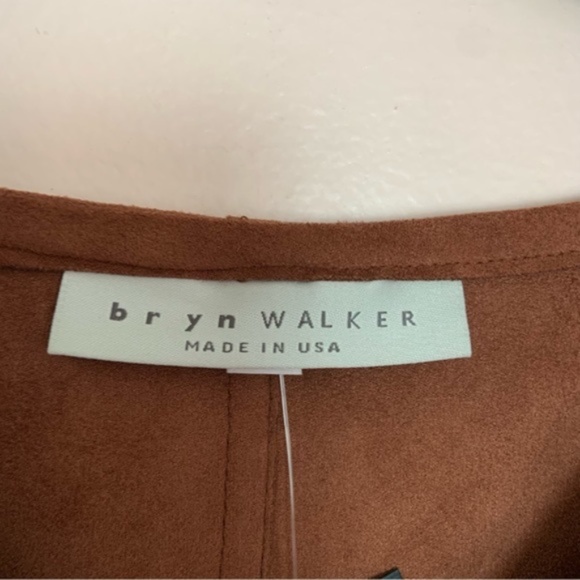 NWT New Bryn Walker Long Sleeve Baxter Top in Seqouia Faux Suede Size XS - Picture 4 of 5